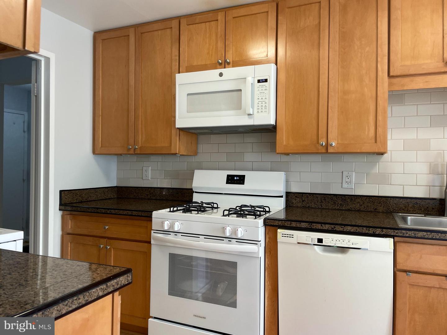 11820 BRETON CT #22-D, RESTON, Virginia 20191, 2 Bedrooms Bedrooms, ,1 BathroomBathrooms,Residential,For sale,11820 BRETON CT #22-D,VAFX2252564 MLS # VAFX2252564