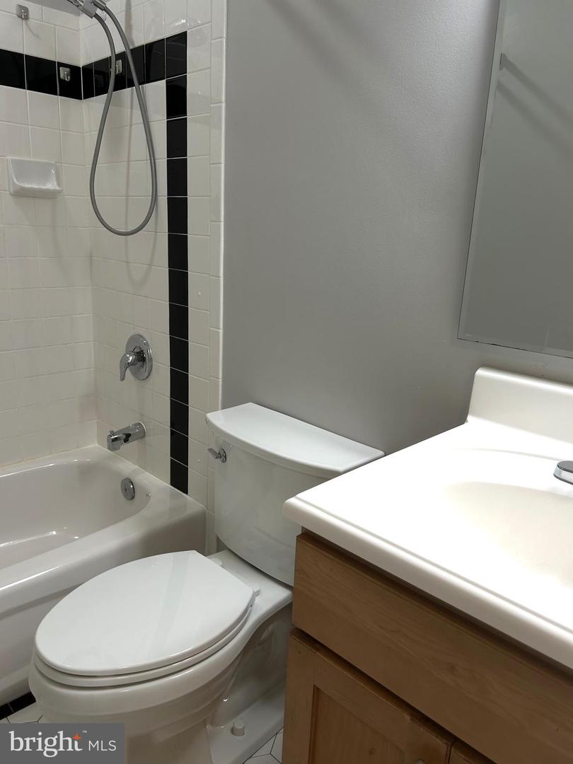 11820 BRETON CT #22-D, RESTON, Virginia 20191, 2 Bedrooms Bedrooms, ,1 BathroomBathrooms,Residential,For sale,11820 BRETON CT #22-D,VAFX2252564 MLS # VAFX2252564