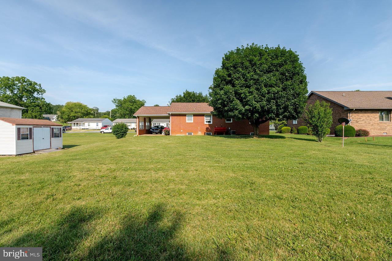 205 LEWIS AVE, ELKTON, Virginia 22827, 3 Bedrooms Bedrooms, ,1 BathroomBathrooms,Residential,For sale,205 LEWIS AVE,VARO2002414 MLS # VARO2002414