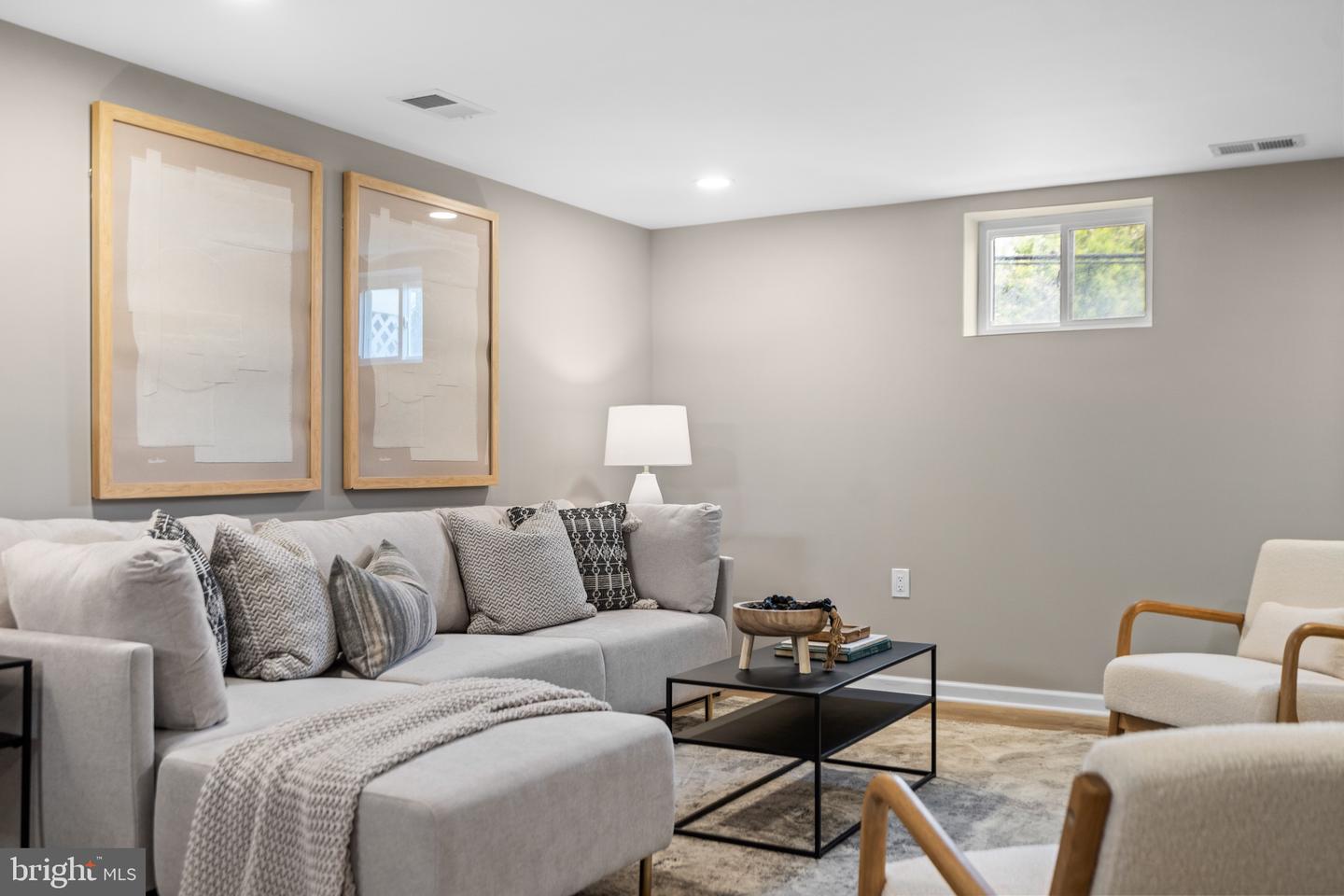 2108 S DINWIDDIE ST, ARLINGTON, Virginia 22206, 4 Bedrooms Bedrooms, ,3 BathroomsBathrooms,Residential,For sale,2108 S DINWIDDIE ST,VAAR2060000 MLS # VAAR2060000