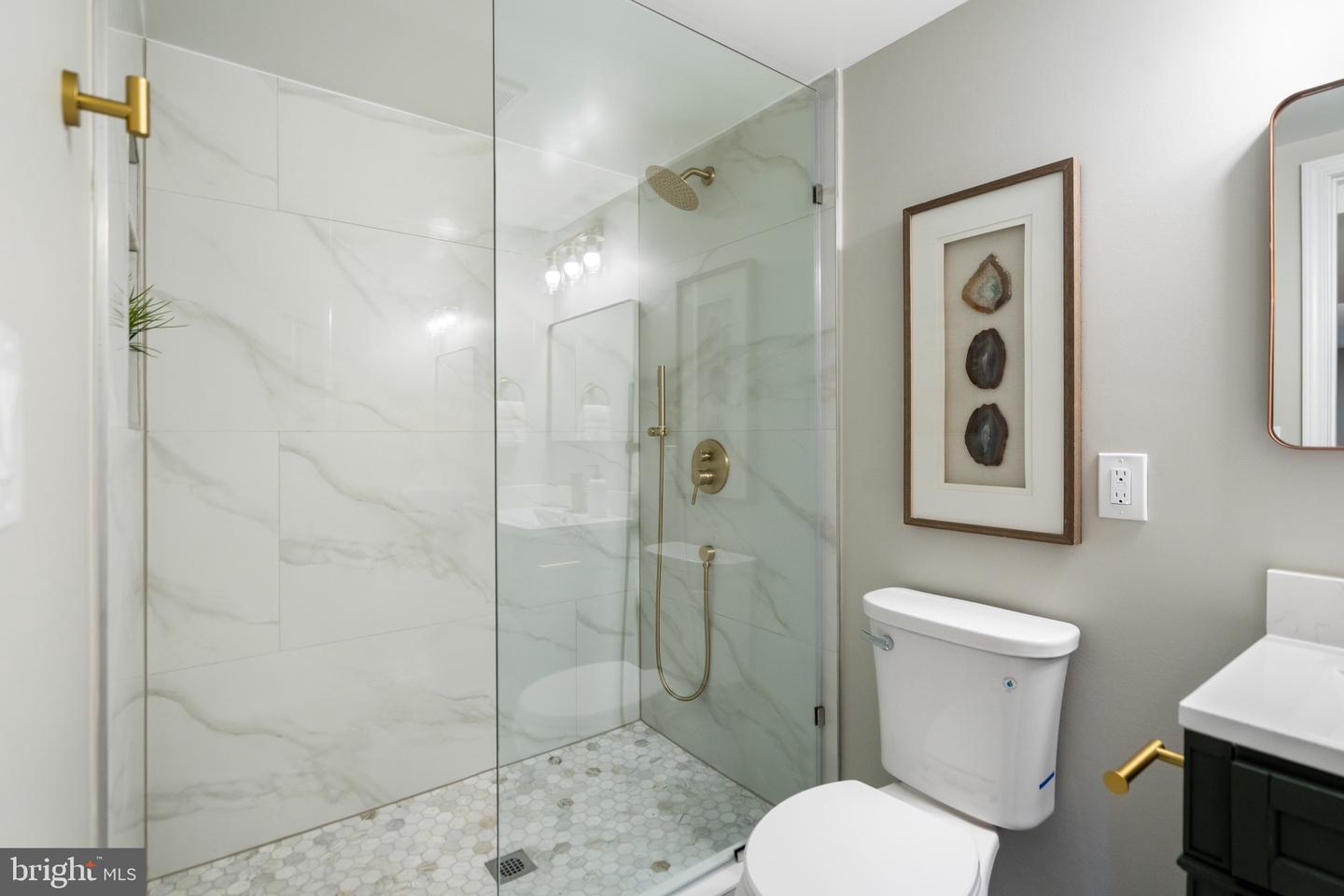 2108 S DINWIDDIE ST, ARLINGTON, Virginia 22206, 4 Bedrooms Bedrooms, ,3 BathroomsBathrooms,Residential,For sale,2108 S DINWIDDIE ST,VAAR2060000 MLS # VAAR2060000