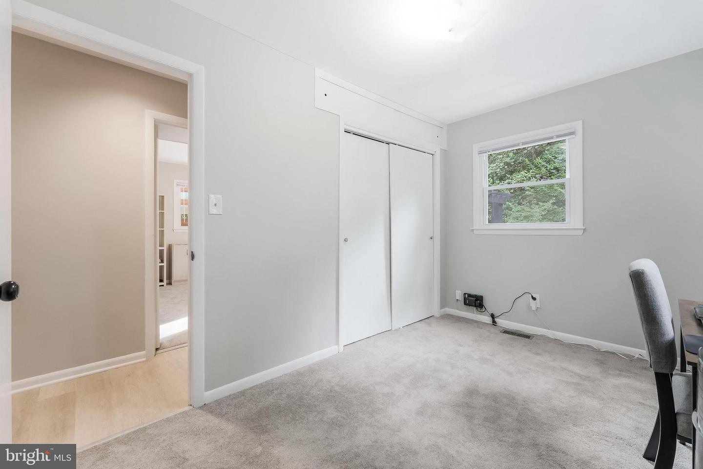 7920 OLD FALLS RD, MCLEAN, Virginia 22102, 3 Bedrooms Bedrooms, ,2 BathroomsBathrooms,Residential,For sale,7920 OLD FALLS RD,VAFX2252624 MLS # VAFX2252624