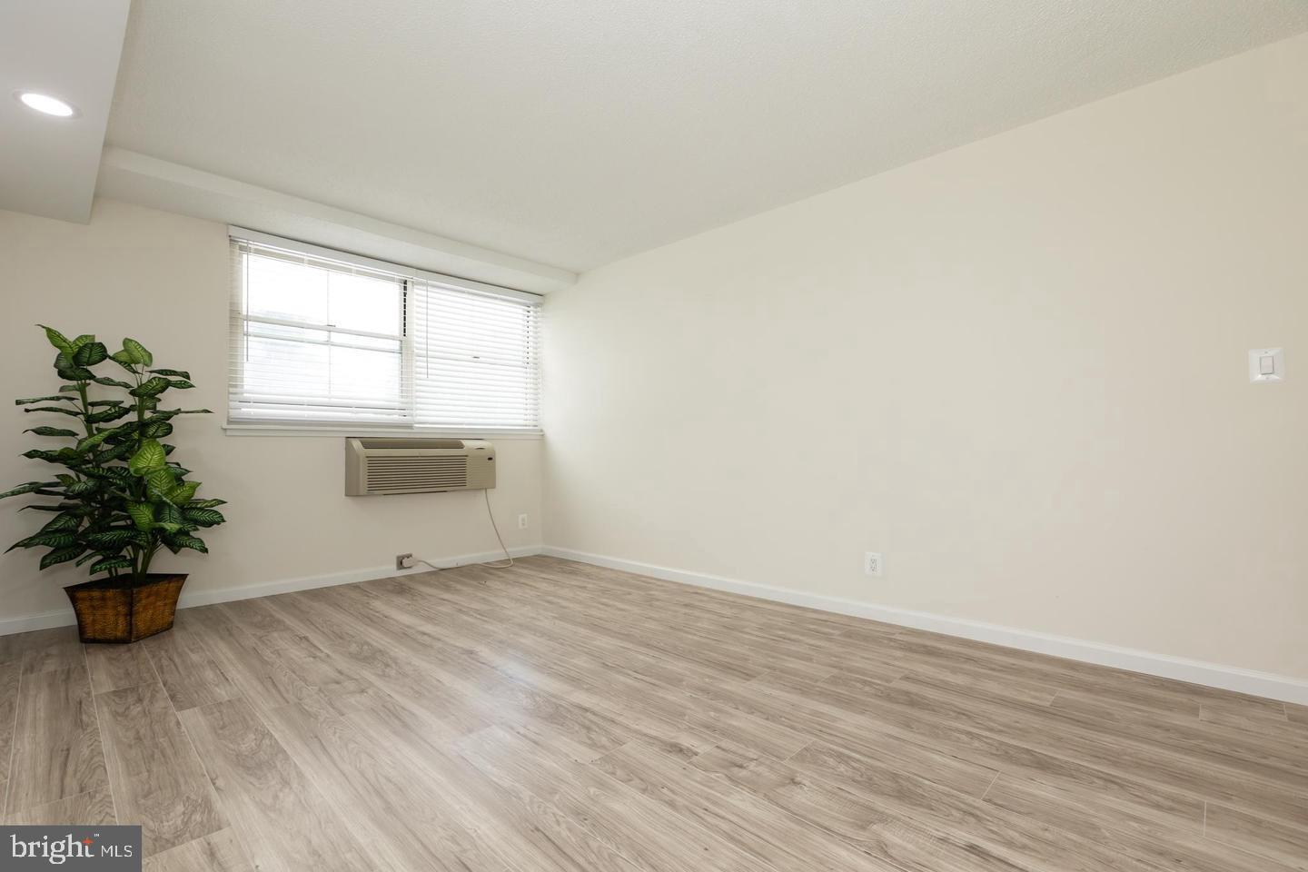 2030 N ADAMS ST #509, ARLINGTON, Virginia 22201, 1 Bedroom Bedrooms, ,1 BathroomBathrooms,Residential,For sale,2030 N ADAMS ST #509,VAAR2060012 MLS # VAAR2060012
