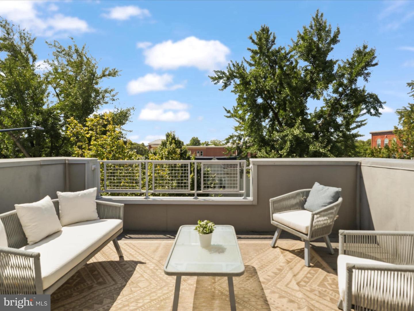 1524 GALES ST NE, WASHINGTON, District Of Columbia 20002, 3 Bedrooms Bedrooms, ,3 BathroomsBathrooms,Residential,For sale,1524 GALES ST NE,DCDC2208454 MLS # DCDC2208454