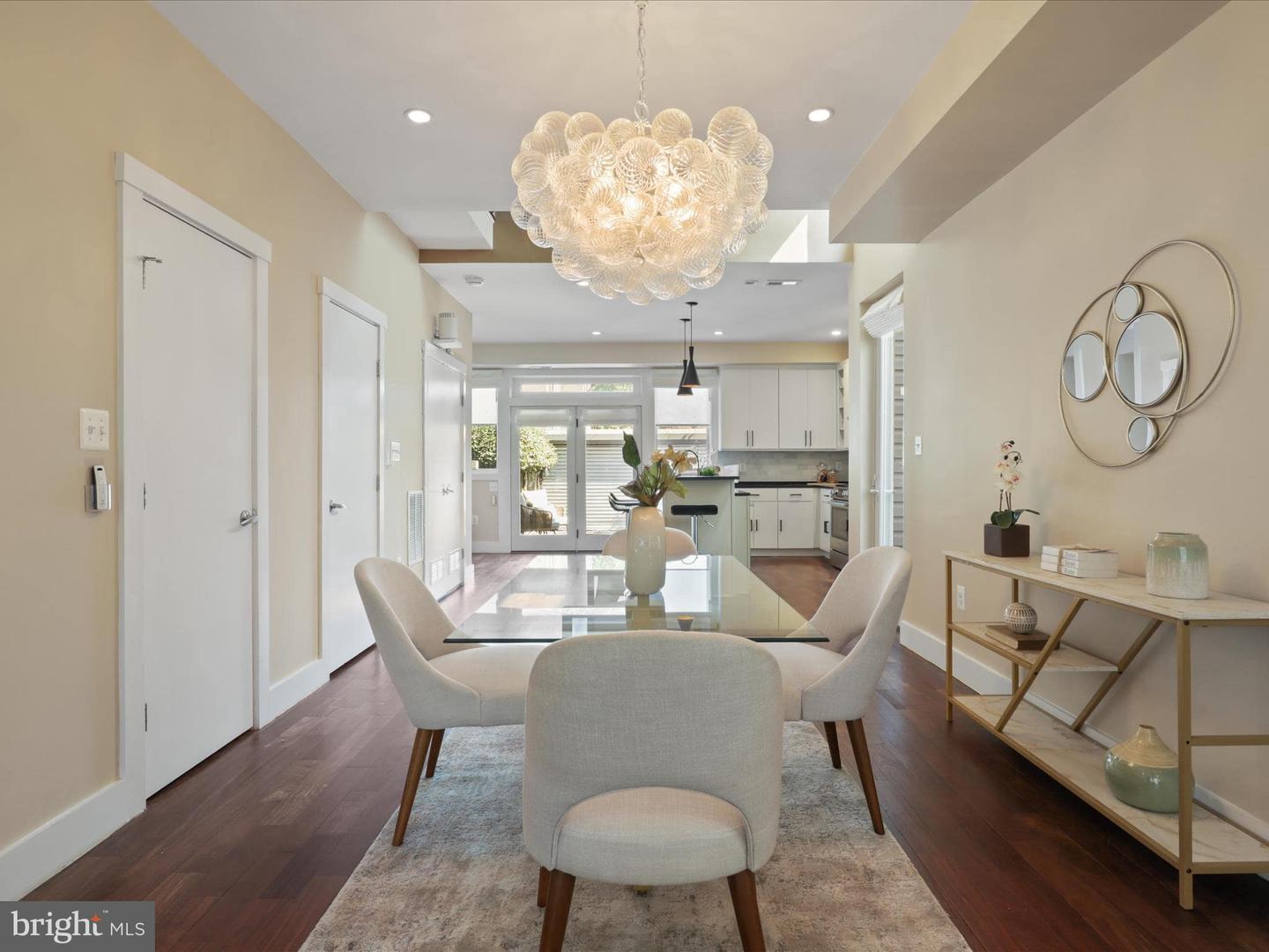 1524 GALES ST NE, WASHINGTON, District Of Columbia 20002, 3 Bedrooms Bedrooms, ,3 BathroomsBathrooms,Residential,For sale,1524 GALES ST NE,DCDC2208454 MLS # DCDC2208454