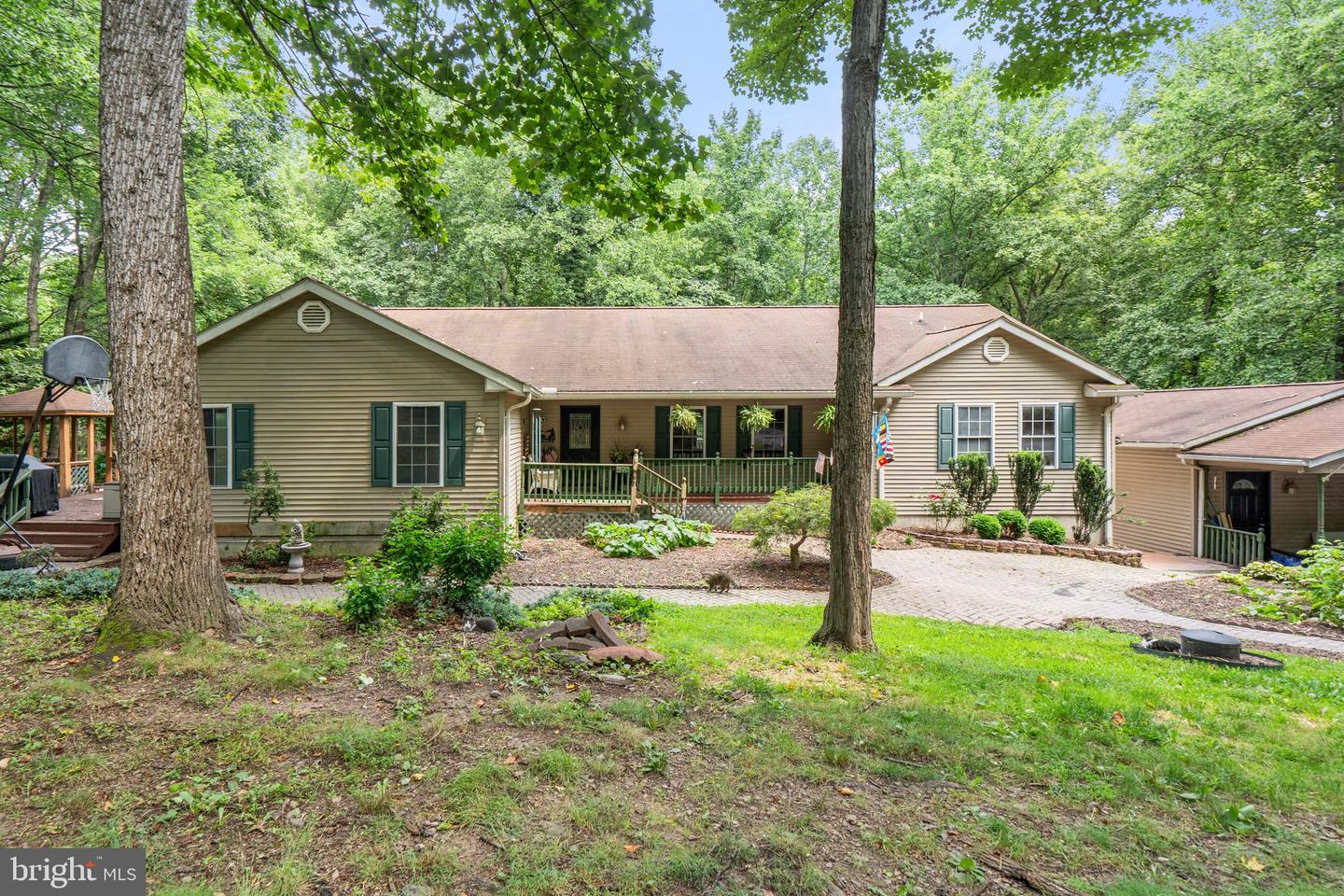 590 VAUGHT DR, FRONT ROYAL, Virginia 22630, 5 Bedrooms Bedrooms, ,3 BathroomsBathrooms,Residential,For sale,590 VAUGHT DR,VAWR2011600 MLS # VAWR2011600