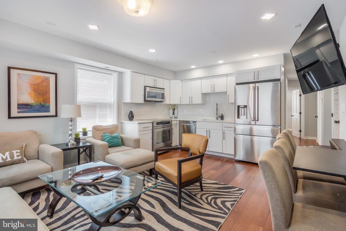 4106 GAULT PL NE #3, WASHINGTON, District Of Columbia 20019, 2 Bedrooms Bedrooms, ,2 BathroomsBathrooms,Residential,For sale,4106 GAULT PL NE #3,DCDC2208458 MLS # DCDC2208458