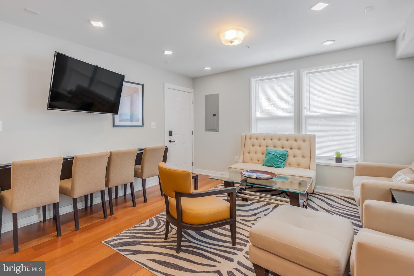 4106 GAULT PL NE #3, WASHINGTON, District Of Columbia 20019, 2 Bedrooms Bedrooms, ,2 BathroomsBathrooms,Residential,For sale,4106 GAULT PL NE #3,DCDC2208458 MLS # DCDC2208458