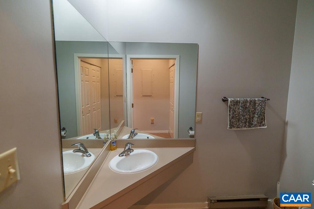17 TRILLIUM CLOSE, WINTERGREEN RESORT, Virginia 22967, 4 Bedrooms Bedrooms, ,4 BathroomsBathrooms,Residential,For sale,17 TRILLIUM CLOSE,666252 MLS # 666252