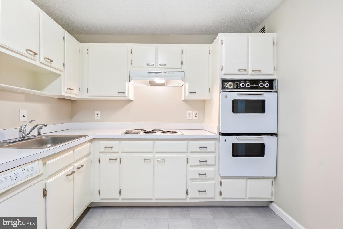 200 N PICKETT ST #509, ALEXANDRIA, Virginia 22304, 3 Bedrooms Bedrooms, ,2 BathroomsBathrooms,Residential,For sale,200 N PICKETT ST #509,VAAX2047072 MLS # VAAX2047072