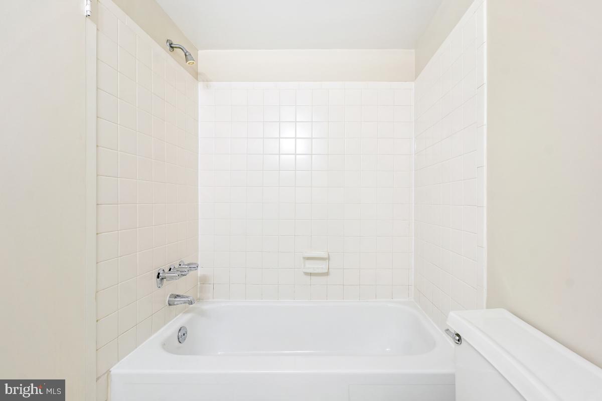 200 N PICKETT ST #509, ALEXANDRIA, Virginia 22304, 3 Bedrooms Bedrooms, ,2 BathroomsBathrooms,Residential,For sale,200 N PICKETT ST #509,VAAX2047072 MLS # VAAX2047072