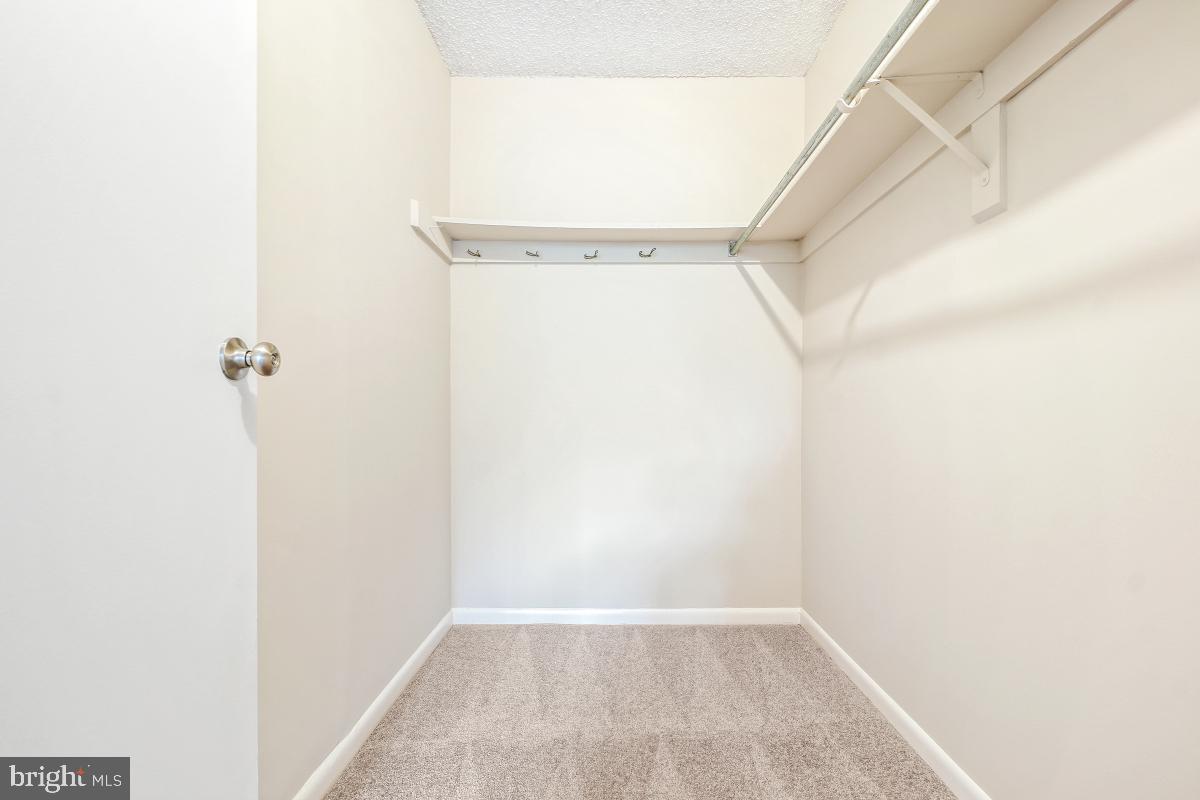 200 N PICKETT ST #509, ALEXANDRIA, Virginia 22304, 3 Bedrooms Bedrooms, ,2 BathroomsBathrooms,Residential,For sale,200 N PICKETT ST #509,VAAX2047072 MLS # VAAX2047072