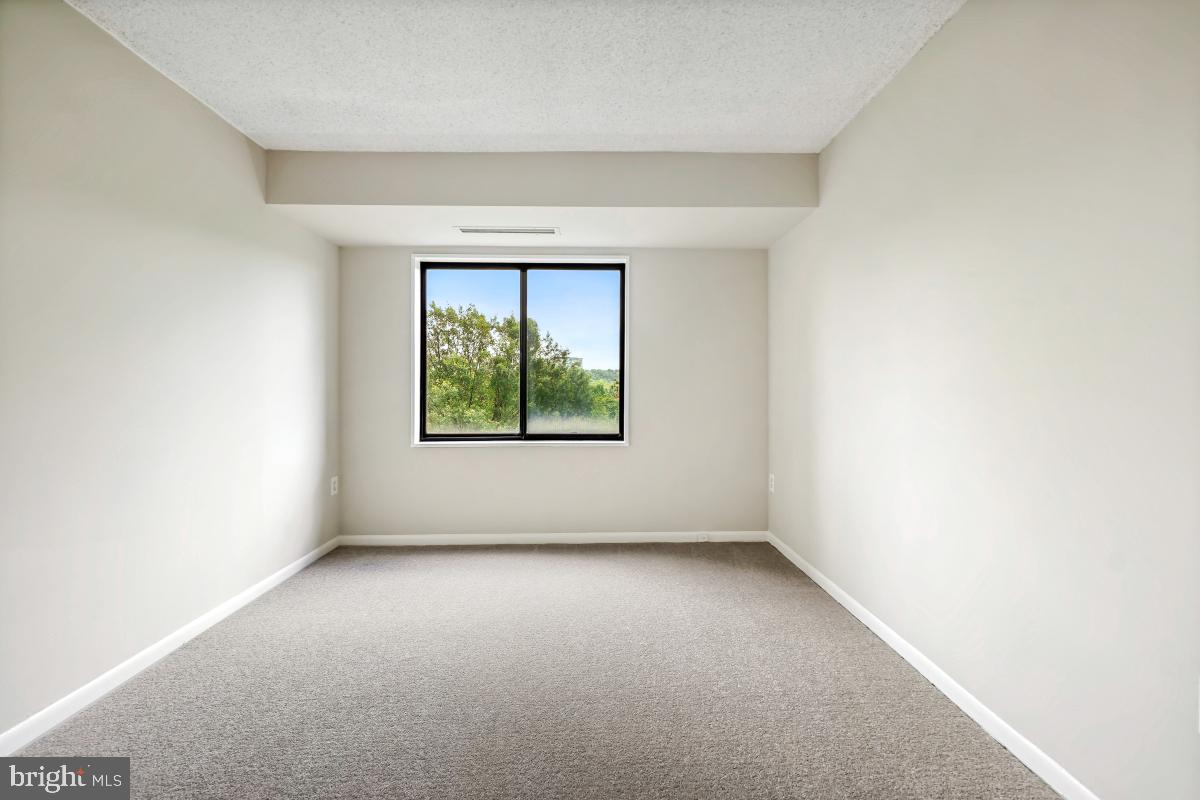 200 N PICKETT ST #509, ALEXANDRIA, Virginia 22304, 3 Bedrooms Bedrooms, ,2 BathroomsBathrooms,Residential,For sale,200 N PICKETT ST #509,VAAX2047072 MLS # VAAX2047072