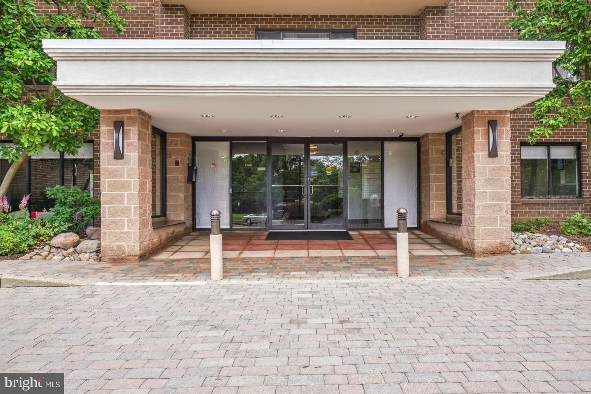200 N PICKETT ST #509, ALEXANDRIA, Virginia 22304, 3 Bedrooms Bedrooms, ,2 BathroomsBathrooms,Residential,For sale,200 N PICKETT ST #509,VAAX2047072 MLS # VAAX2047072