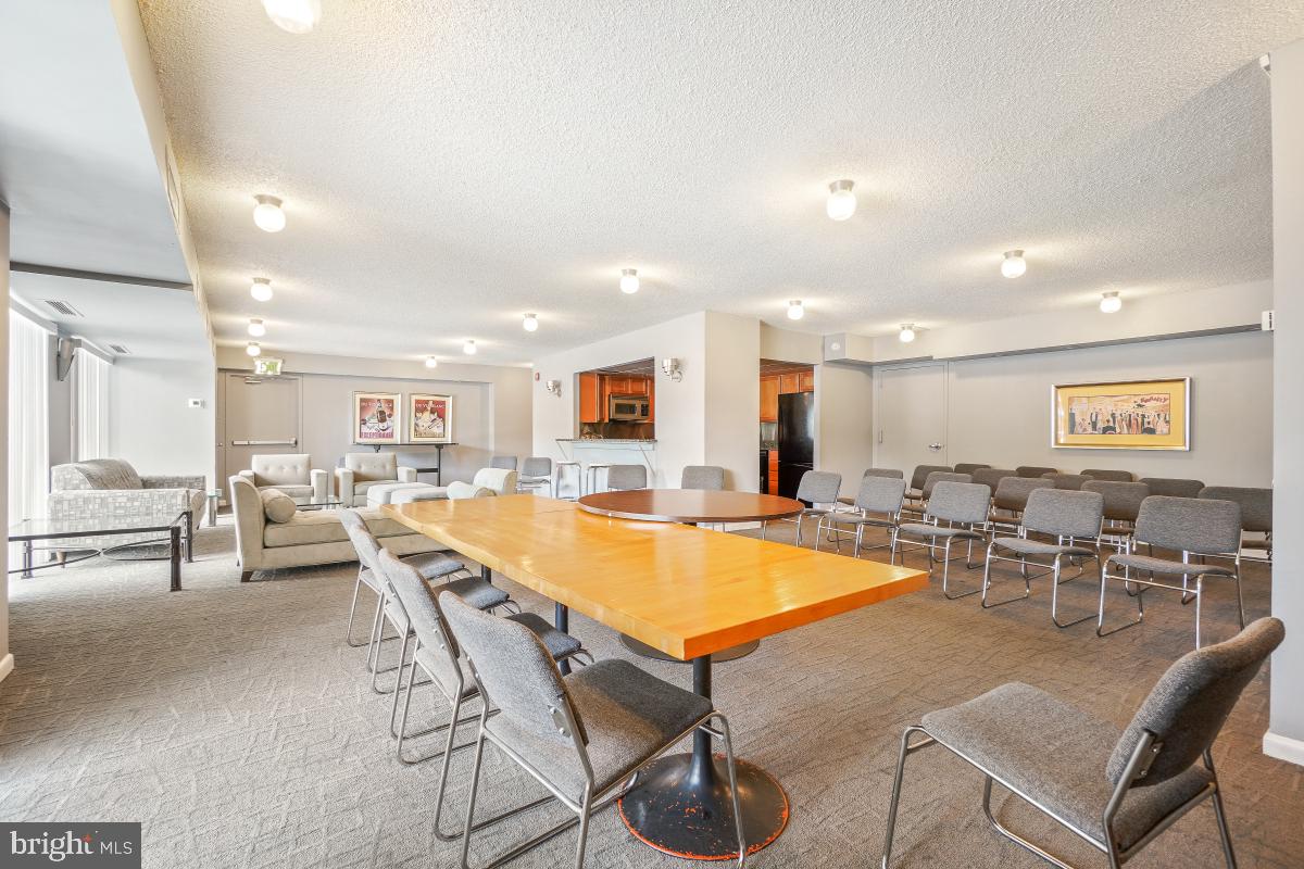 200 N PICKETT ST #509, ALEXANDRIA, Virginia 22304, 3 Bedrooms Bedrooms, ,2 BathroomsBathrooms,Residential,For sale,200 N PICKETT ST #509,VAAX2047072 MLS # VAAX2047072