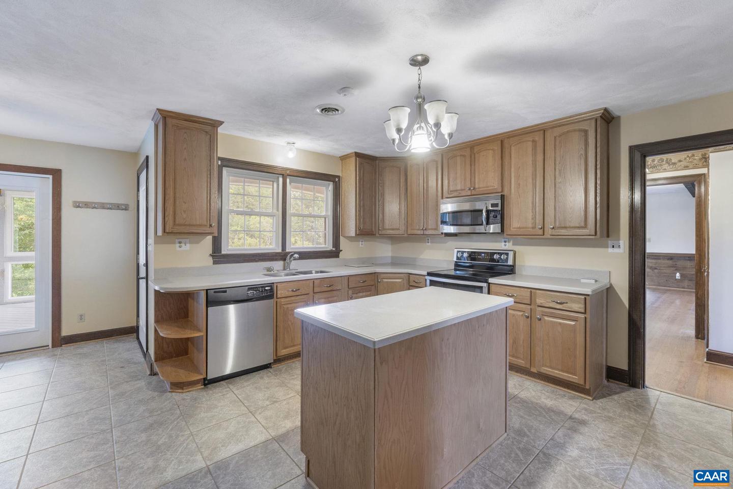 4979 JACOBS RUN LN, EARLYSVILLE, Virginia 22936, 5 Bedrooms Bedrooms, ,3 BathroomsBathrooms,Residential,For sale,4979 JACOBS RUN LN,666235 MLS # 666235
