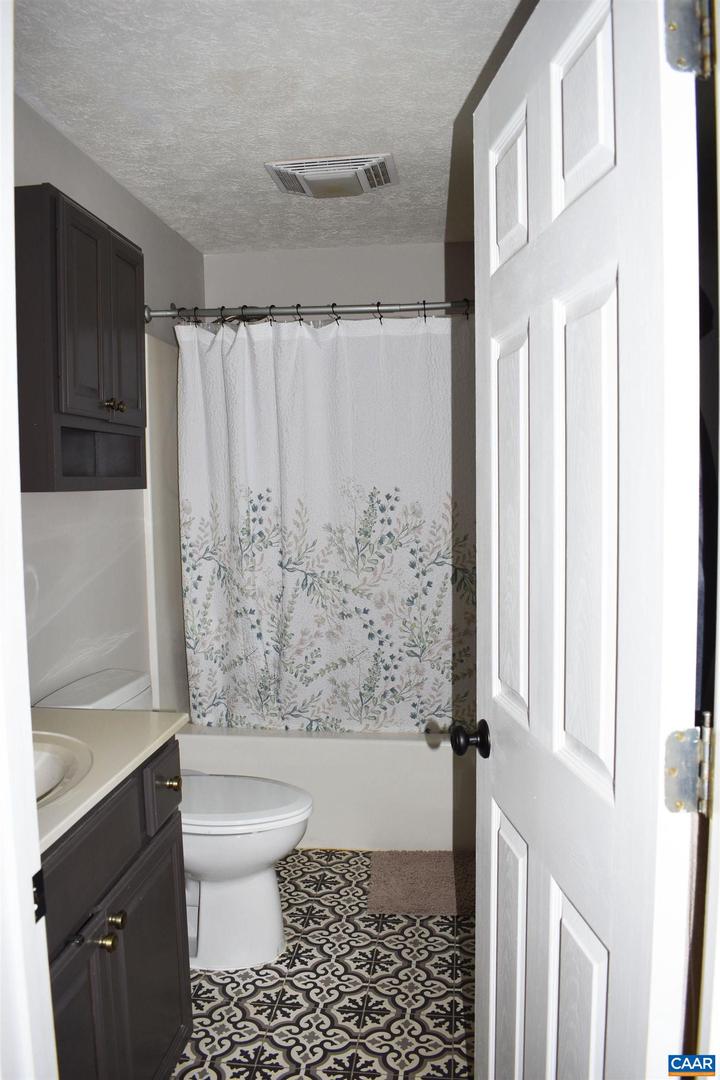 467 JEFFERSON DR, PALMYRA, Virginia 22963, 3 Bedrooms Bedrooms, ,3 BathroomsBathrooms,Residential,For sale,467 JEFFERSON DR,666246 MLS # 666246