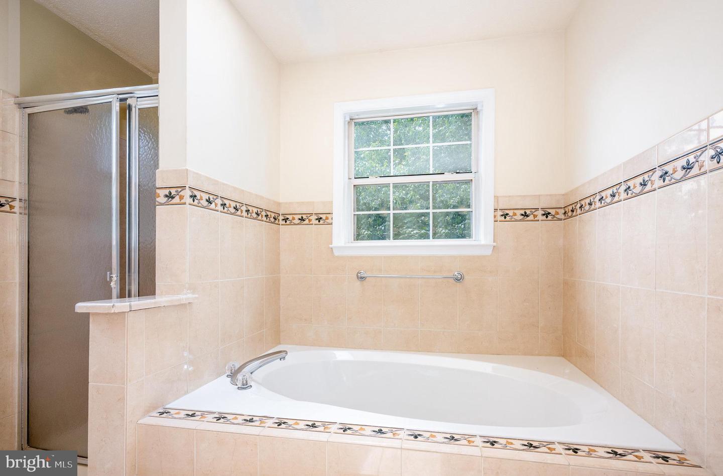 10402 LABRADOR LOOP, MANASSAS, Virginia 20112, 4 Bedrooms Bedrooms, ,3 BathroomsBathrooms,Residential,For sale,10402 LABRADOR LOOP,VAPW2098300 MLS # VAPW2098300