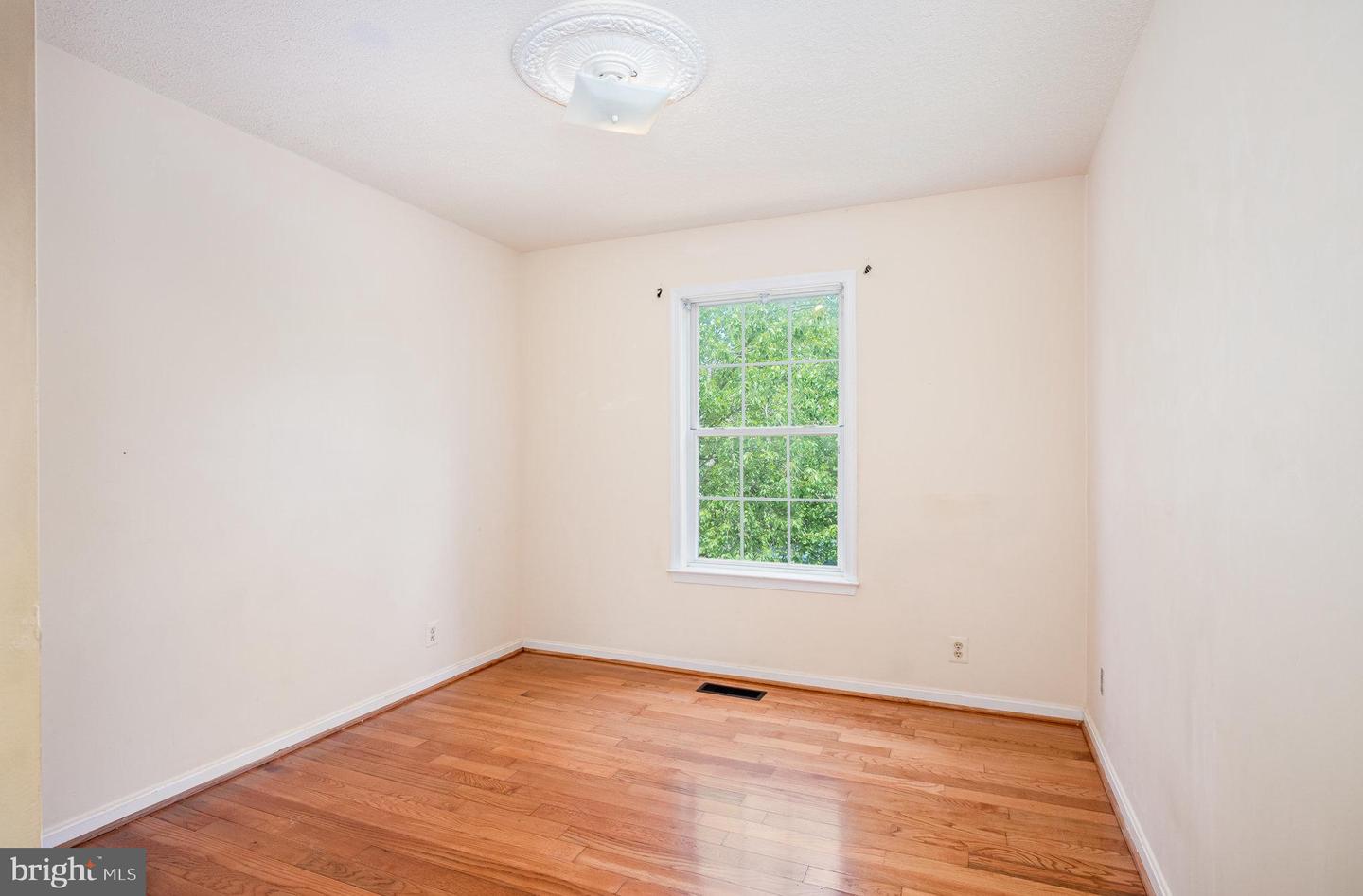 10402 LABRADOR LOOP, MANASSAS, Virginia 20112, 4 Bedrooms Bedrooms, ,3 BathroomsBathrooms,Residential,For sale,10402 LABRADOR LOOP,VAPW2098300 MLS # VAPW2098300