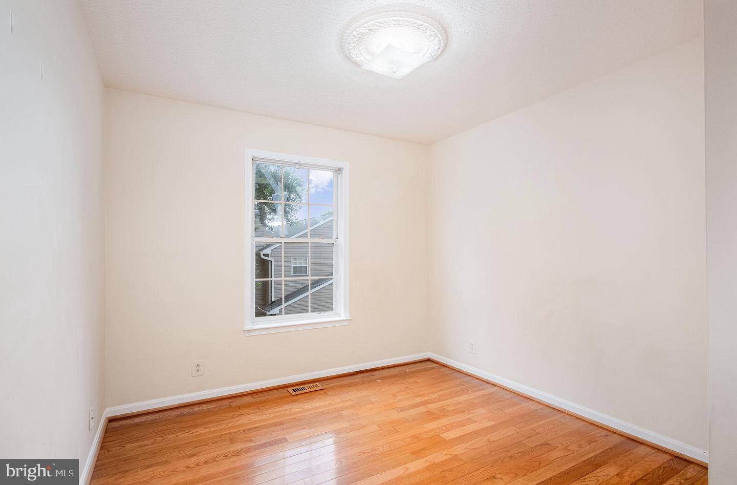 10402 LABRADOR LOOP, MANASSAS, Virginia 20112, 4 Bedrooms Bedrooms, ,3 BathroomsBathrooms,Residential,For sale,10402 LABRADOR LOOP,VAPW2098300 MLS # VAPW2098300