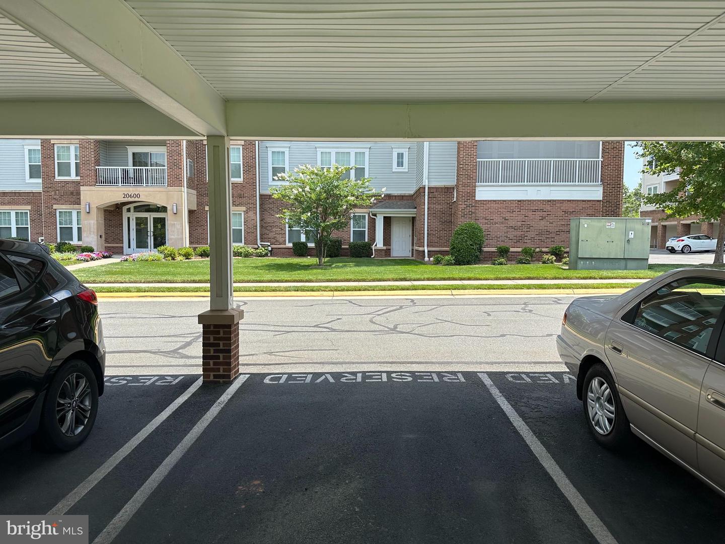 20600 HOPE SPRING TER #202, ASHBURN, Virginia 20147, 2 Bedrooms Bedrooms, ,2 BathroomsBathrooms,Residential,For sale,20600 HOPE SPRING TER #202,VALO2100848 MLS # VALO2100848