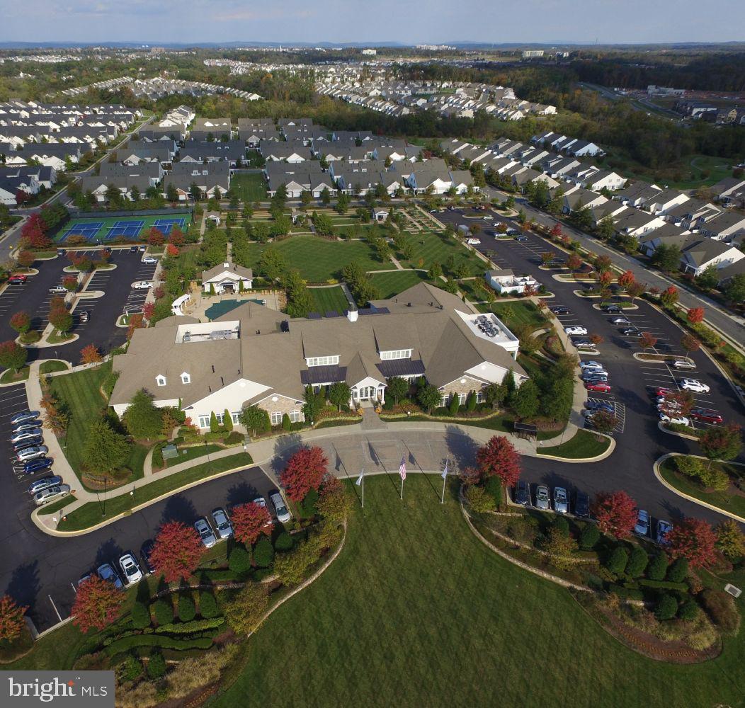 20600 HOPE SPRING TER #202, ASHBURN, Virginia 20147, 2 Bedrooms Bedrooms, ,2 BathroomsBathrooms,Residential,For sale,20600 HOPE SPRING TER #202,VALO2100848 MLS # VALO2100848