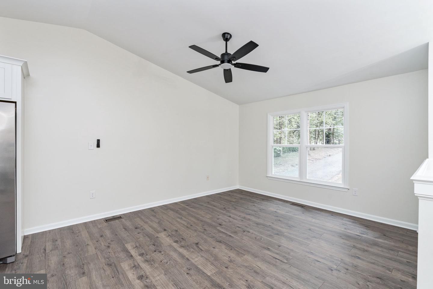 12719 PICKETT CT, SPOTSYLVANIA, Virginia 22551, 4 Bedrooms Bedrooms, ,2 BathroomsBathrooms,Residential,For sale,12719 PICKETT CT,VASP2034326 MLS # VASP2034326