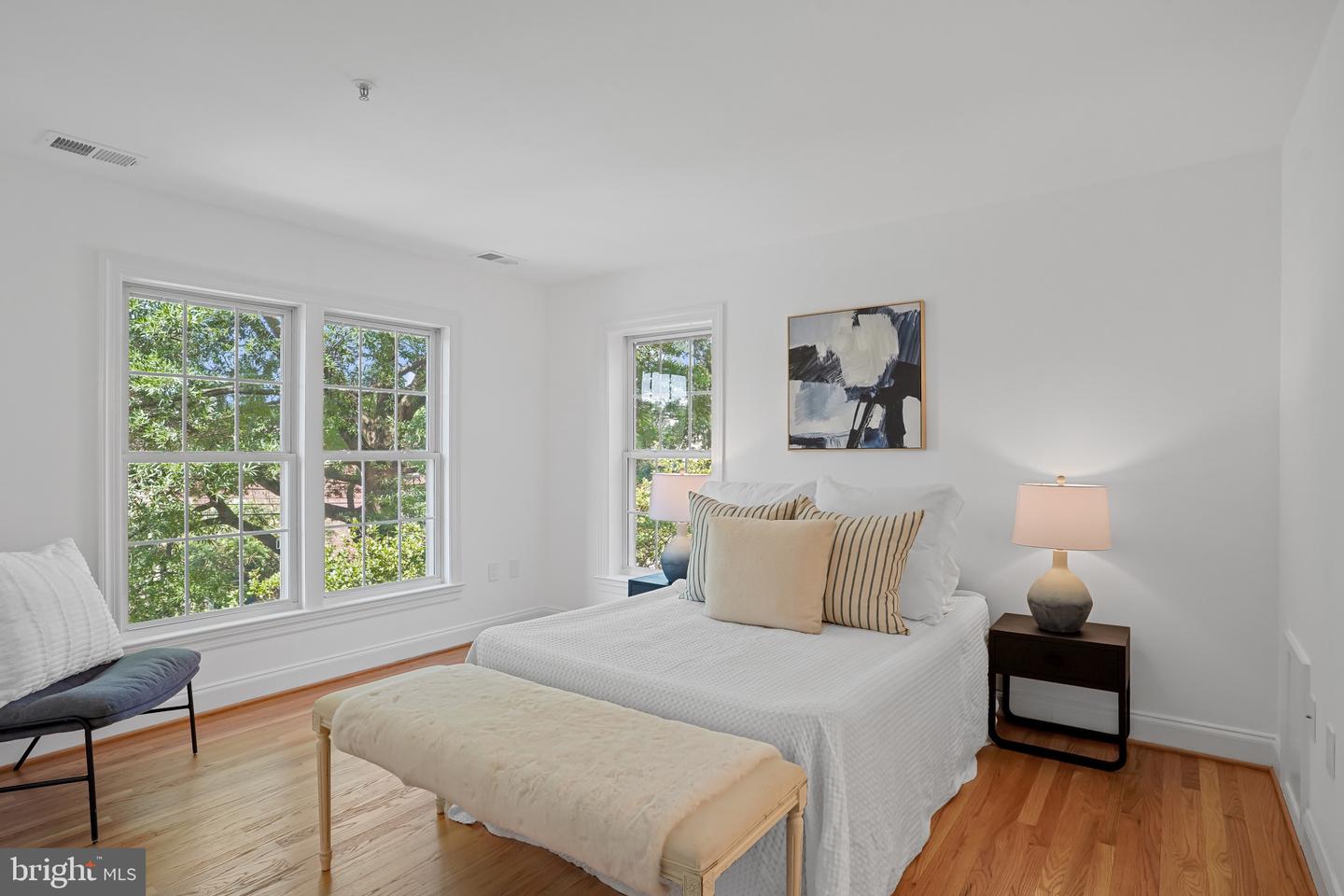 4425 MACARTHUR BLVD NW, WASHINGTON, District Of Columbia 20007, 3 Bedrooms Bedrooms, ,3 BathroomsBathrooms,Residential,For sale,4425 MACARTHUR BLVD NW,DCDC2208442 MLS # DCDC2208442
