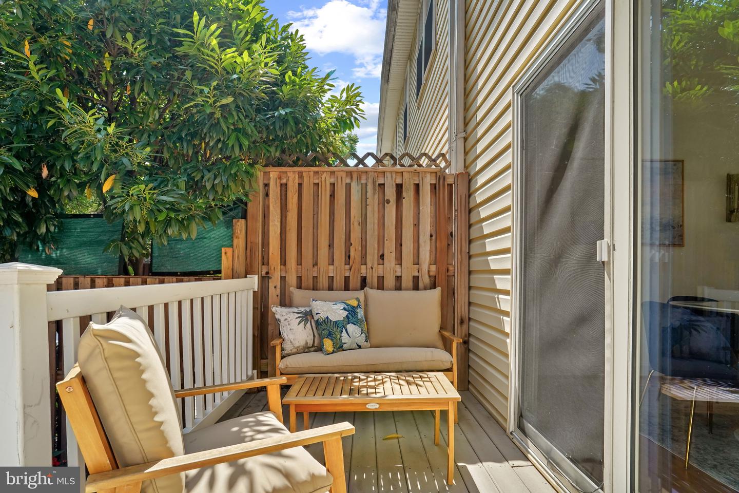4425 MACARTHUR BLVD NW, WASHINGTON, District Of Columbia 20007, 3 Bedrooms Bedrooms, ,3 BathroomsBathrooms,Residential,For sale,4425 MACARTHUR BLVD NW,DCDC2208442 MLS # DCDC2208442