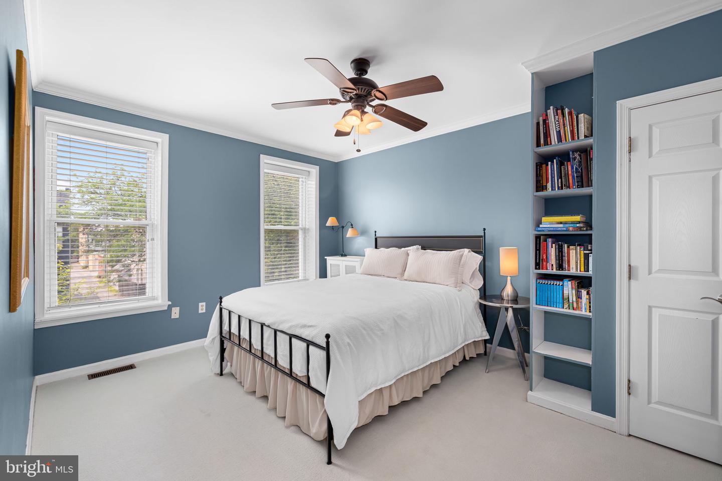 224 9TH ST SE, WASHINGTON, District Of Columbia 20003, 4 Bedrooms Bedrooms, ,3 BathroomsBathrooms,Residential,For sale,224 9TH ST SE,DCDC2208456 MLS # DCDC2208456