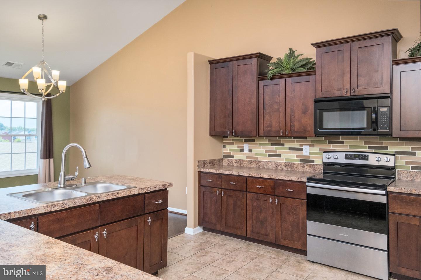 233 OVERVIEW ST, WAYNESBORO, Virginia 22980, 3 Bedrooms Bedrooms, ,2 BathroomsBathrooms,Residential,For sale,233 OVERVIEW ST,VAWB2000182 MLS # VAWB2000182