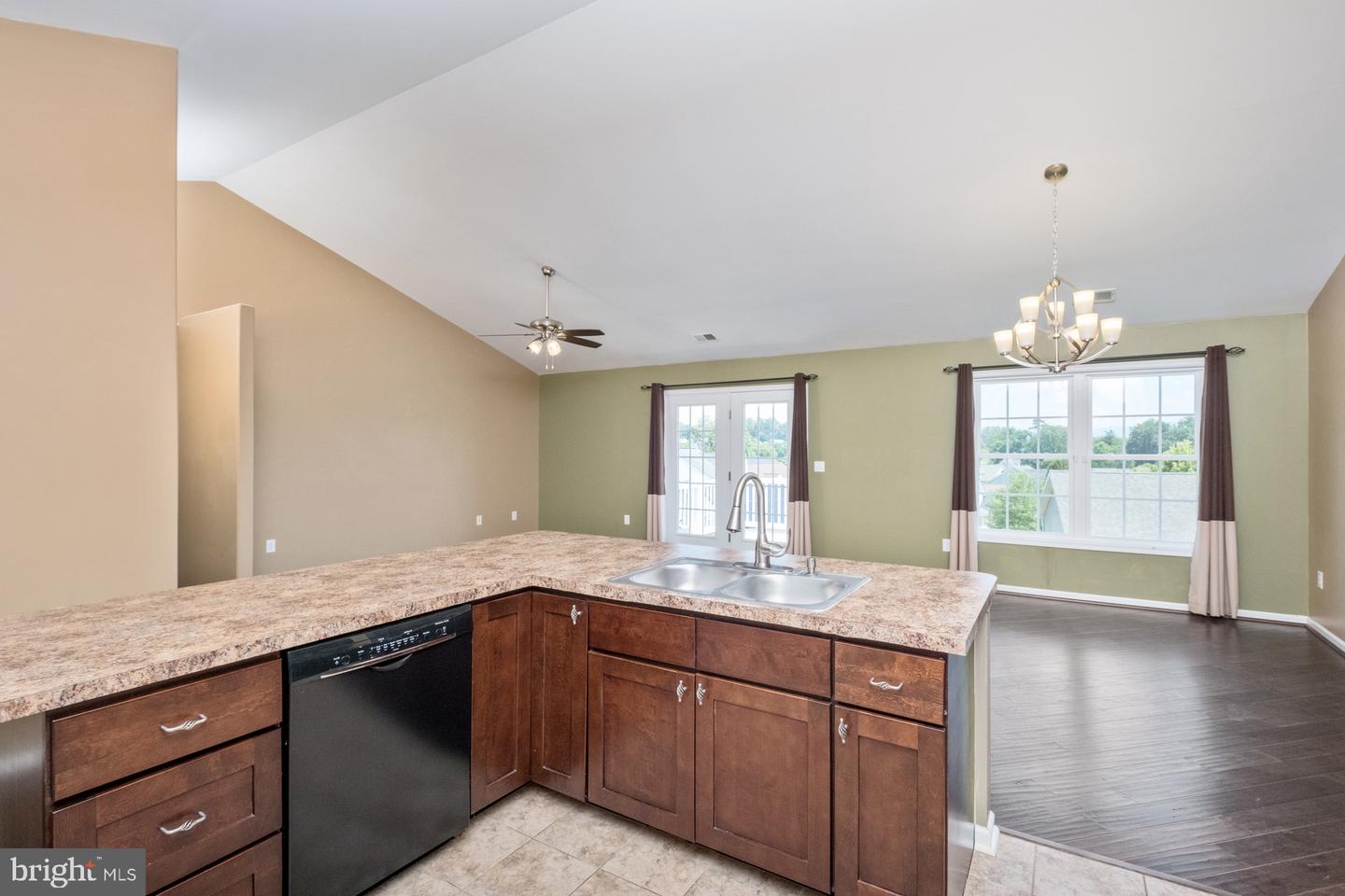 233 OVERVIEW ST, WAYNESBORO, Virginia 22980, 3 Bedrooms Bedrooms, ,2 BathroomsBathrooms,Residential,For sale,233 OVERVIEW ST,VAWB2000182 MLS # VAWB2000182