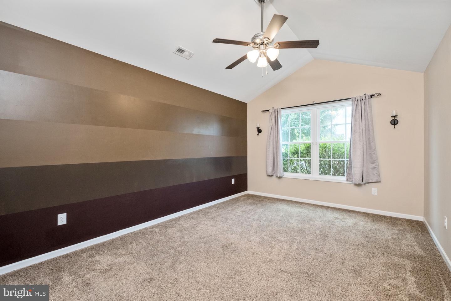 233 OVERVIEW ST, WAYNESBORO, Virginia 22980, 3 Bedrooms Bedrooms, ,2 BathroomsBathrooms,Residential,For sale,233 OVERVIEW ST,VAWB2000182 MLS # VAWB2000182