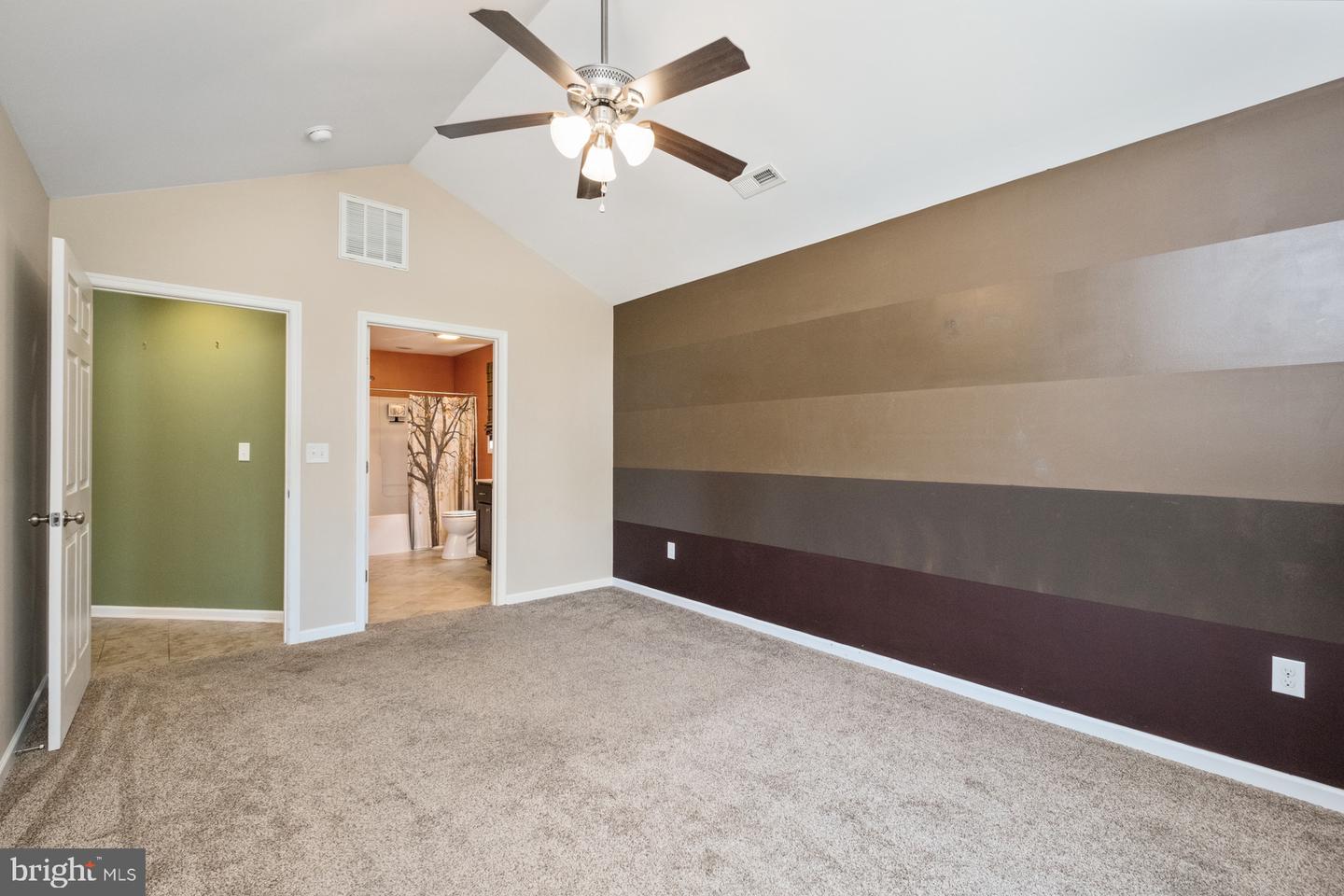 233 OVERVIEW ST, WAYNESBORO, Virginia 22980, 3 Bedrooms Bedrooms, ,2 BathroomsBathrooms,Residential,For sale,233 OVERVIEW ST,VAWB2000182 MLS # VAWB2000182