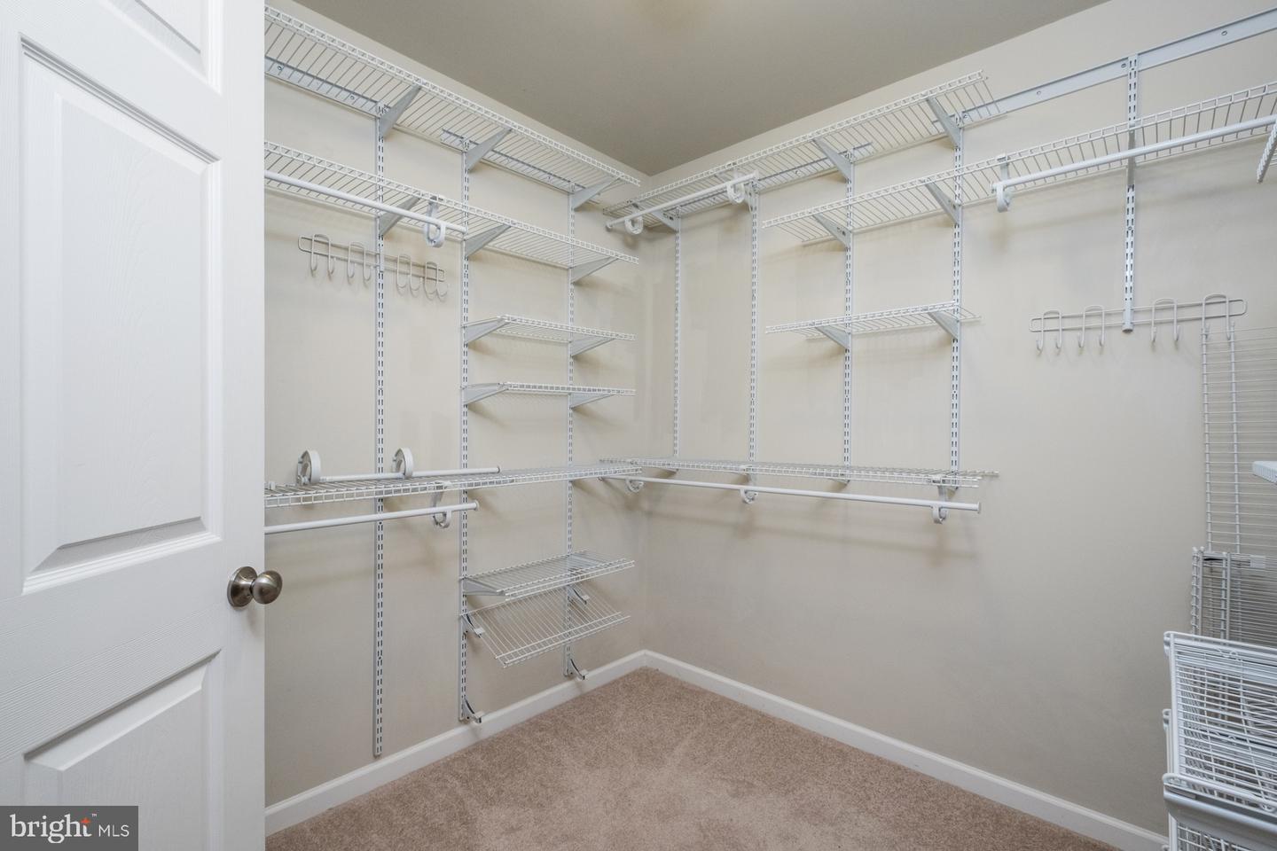233 OVERVIEW ST, WAYNESBORO, Virginia 22980, 3 Bedrooms Bedrooms, ,2 BathroomsBathrooms,Residential,For sale,233 OVERVIEW ST,VAWB2000182 MLS # VAWB2000182