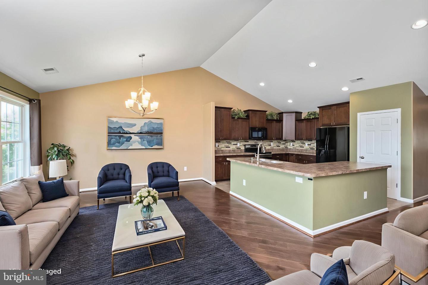 233 OVERVIEW ST, WAYNESBORO, Virginia 22980, 3 Bedrooms Bedrooms, ,2 BathroomsBathrooms,Residential,For sale,233 OVERVIEW ST,VAWB2000182 MLS # VAWB2000182