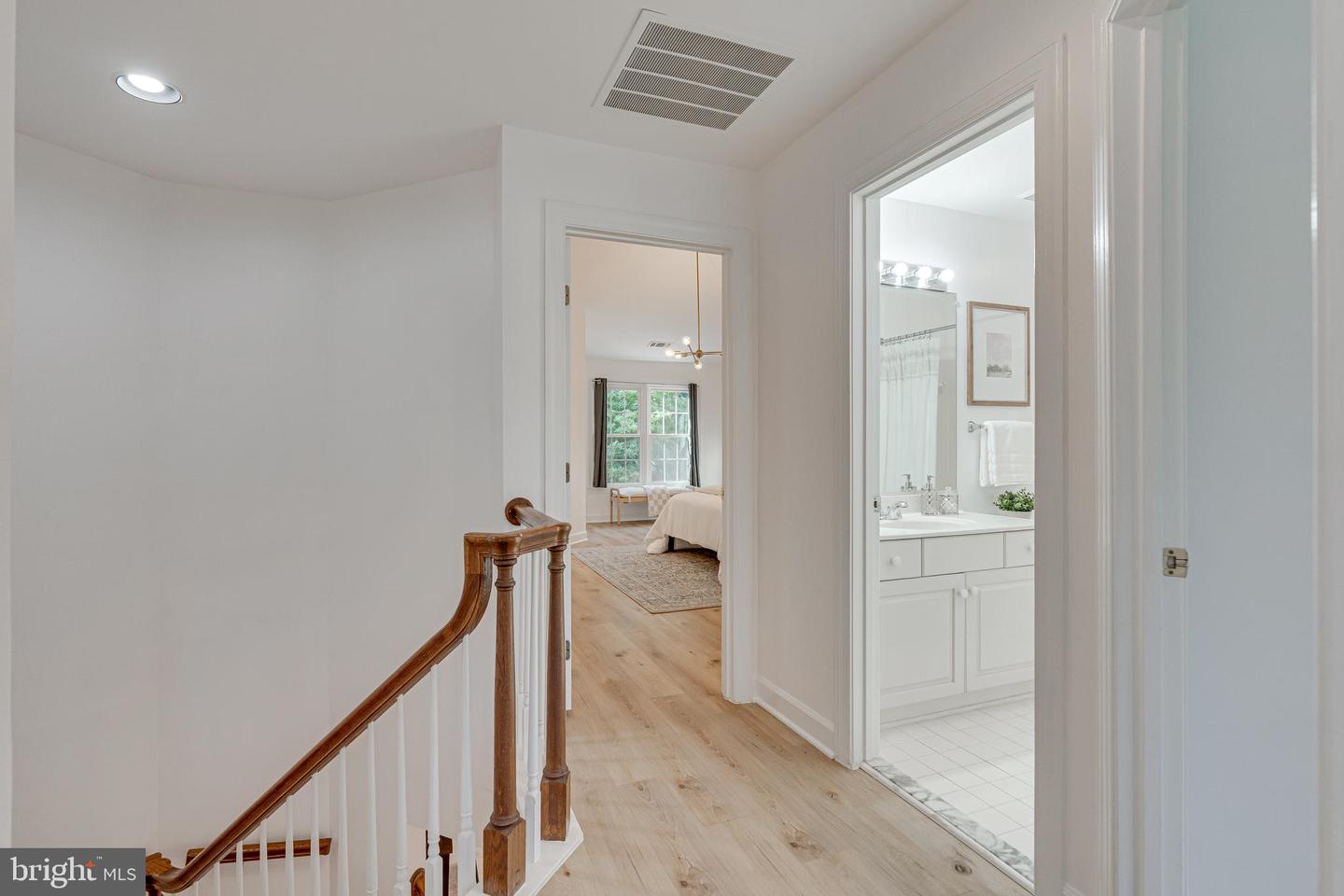 2153 WOLFTRAP CT, VIENNA, Virginia 22182, 3 Bedrooms Bedrooms, ,3 BathroomsBathrooms,Residential,For sale,2153 WOLFTRAP CT,VAFX2252736 MLS # VAFX2252736