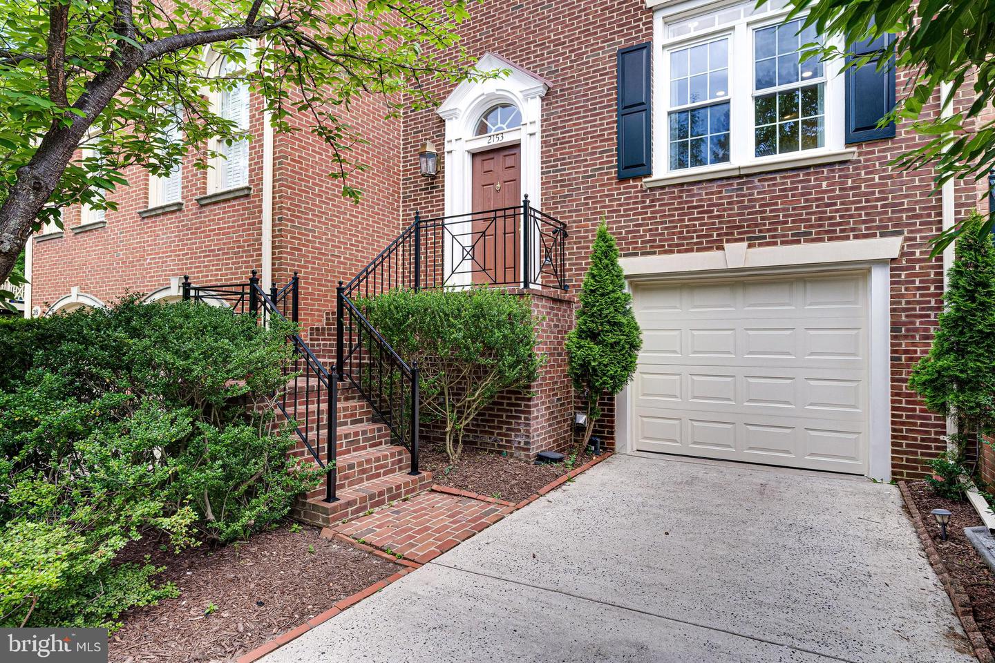 2153 WOLFTRAP CT, VIENNA, Virginia 22182, 3 Bedrooms Bedrooms, ,3 BathroomsBathrooms,Residential,For sale,2153 WOLFTRAP CT,VAFX2252736 MLS # VAFX2252736