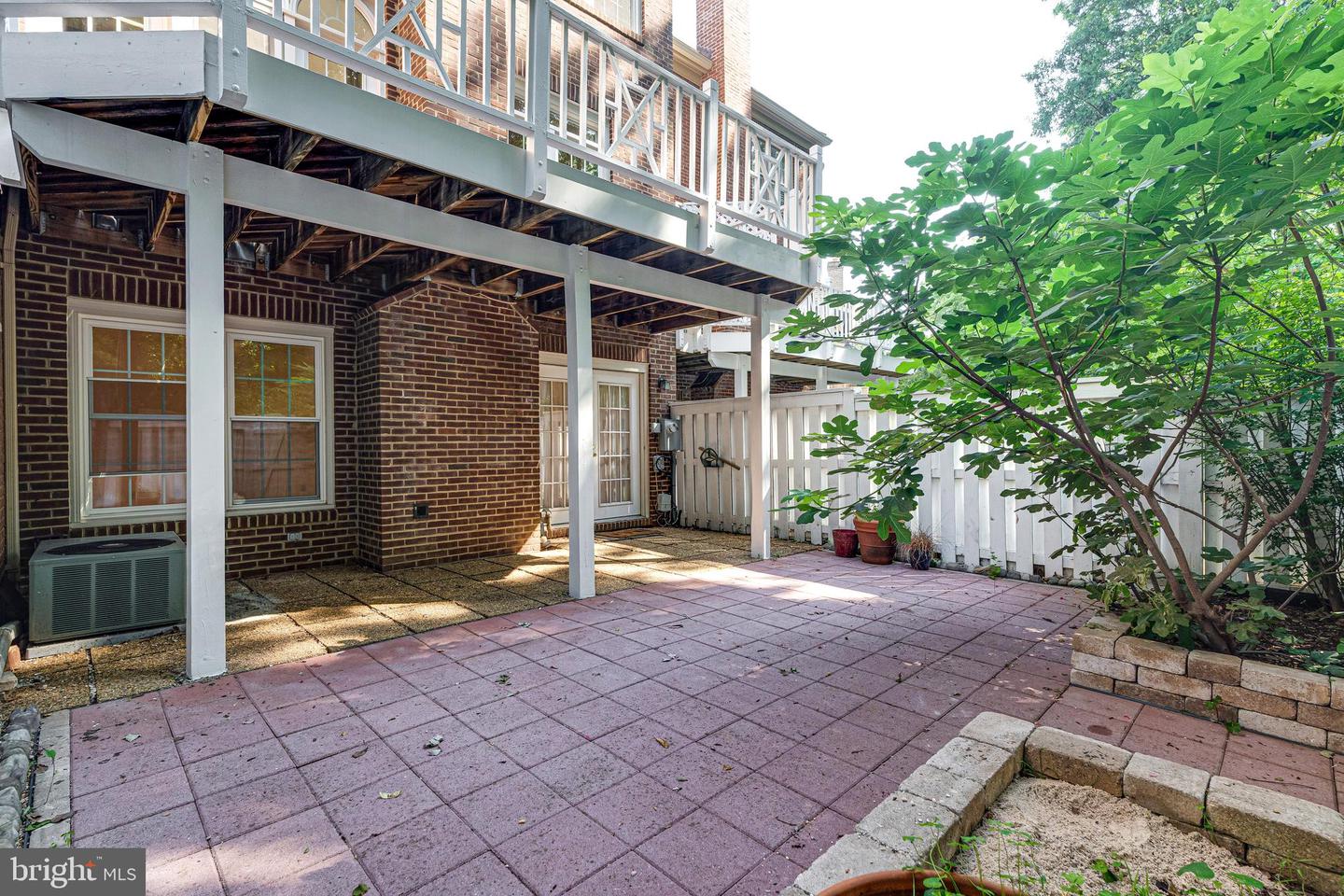 2153 WOLFTRAP CT, VIENNA, Virginia 22182, 3 Bedrooms Bedrooms, ,3 BathroomsBathrooms,Residential,For sale,2153 WOLFTRAP CT,VAFX2252736 MLS # VAFX2252736