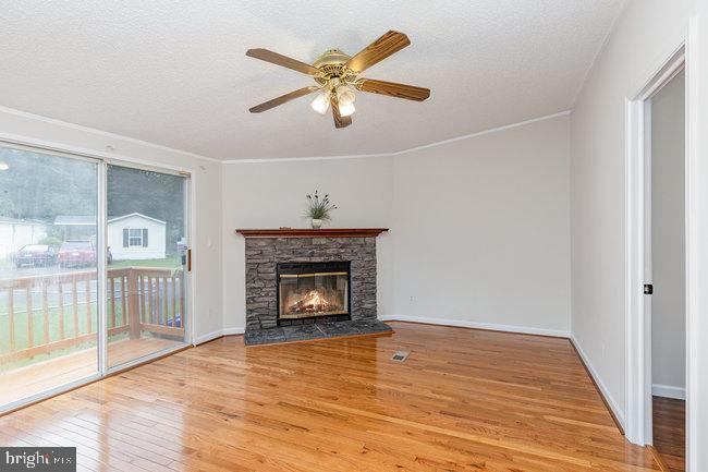 31 DRAPER CIR, STAFFORD, Virginia 22554, 3 Bedrooms Bedrooms, ,2 BathroomsBathrooms,Residential,For sale,31 DRAPER CIR,VAST2040386 MLS # VAST2040386