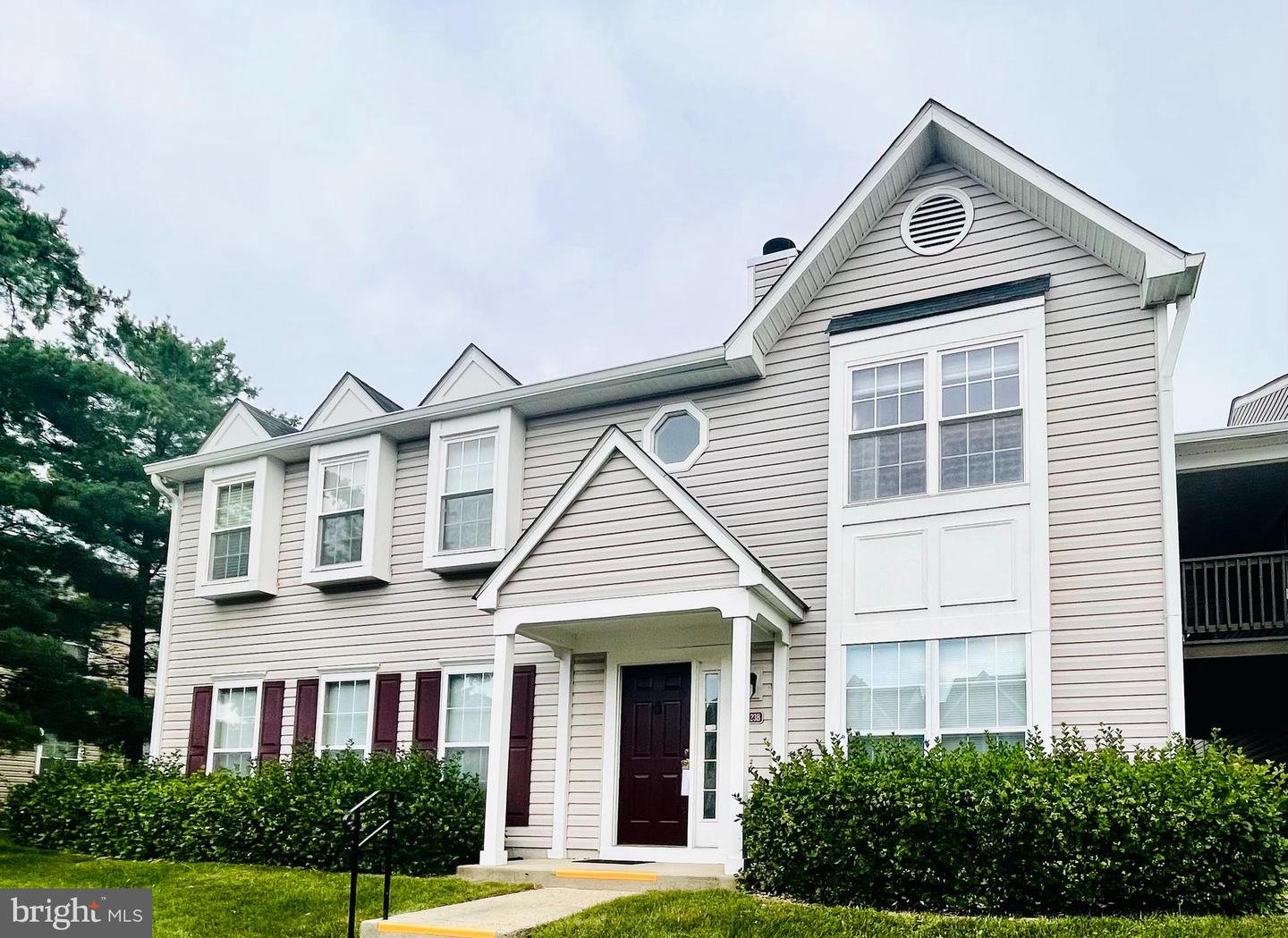 7823 HARROWGATE CIR #D, SPRINGFIELD, Virginia 22152, 2 Bedrooms Bedrooms, ,2 BathroomsBathrooms,Residential,For sale,7823 HARROWGATE CIR #D,VAFX2252768 MLS # VAFX2252768