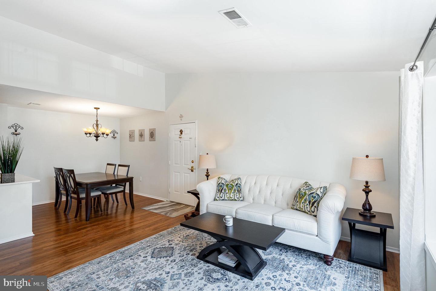 7823 HARROWGATE CIR #D, SPRINGFIELD, Virginia 22152, 2 Bedrooms Bedrooms, ,2 BathroomsBathrooms,Residential,For sale,7823 HARROWGATE CIR #D,VAFX2252768 MLS # VAFX2252768