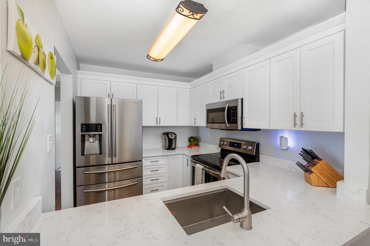7823 HARROWGATE CIR #D, SPRINGFIELD, Virginia 22152, 2 Bedrooms Bedrooms, ,2 BathroomsBathrooms,Residential,For sale,7823 HARROWGATE CIR #D,VAFX2252768 MLS # VAFX2252768