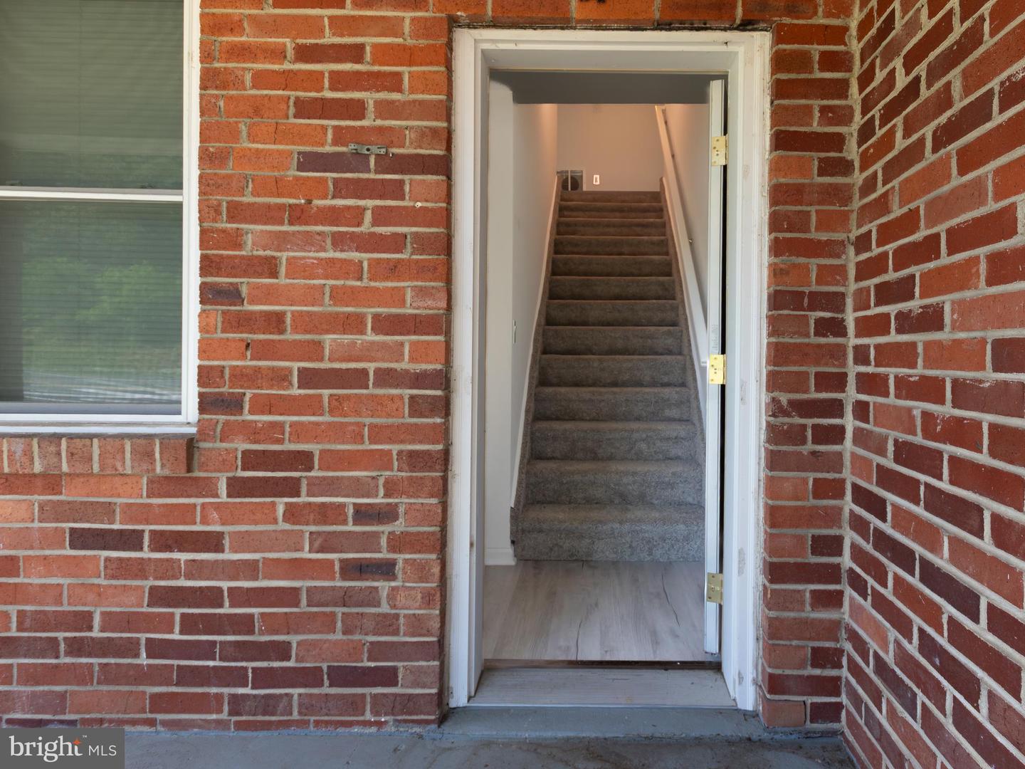 2450 HAPPY CREEK RD, FRONT ROYAL, Virginia 22630, 3 Bedrooms Bedrooms, 5 Rooms Rooms,2 BathroomsBathrooms,Residential,For sale,2450 HAPPY CREEK RD,VAWR2011602 MLS # VAWR2011602
