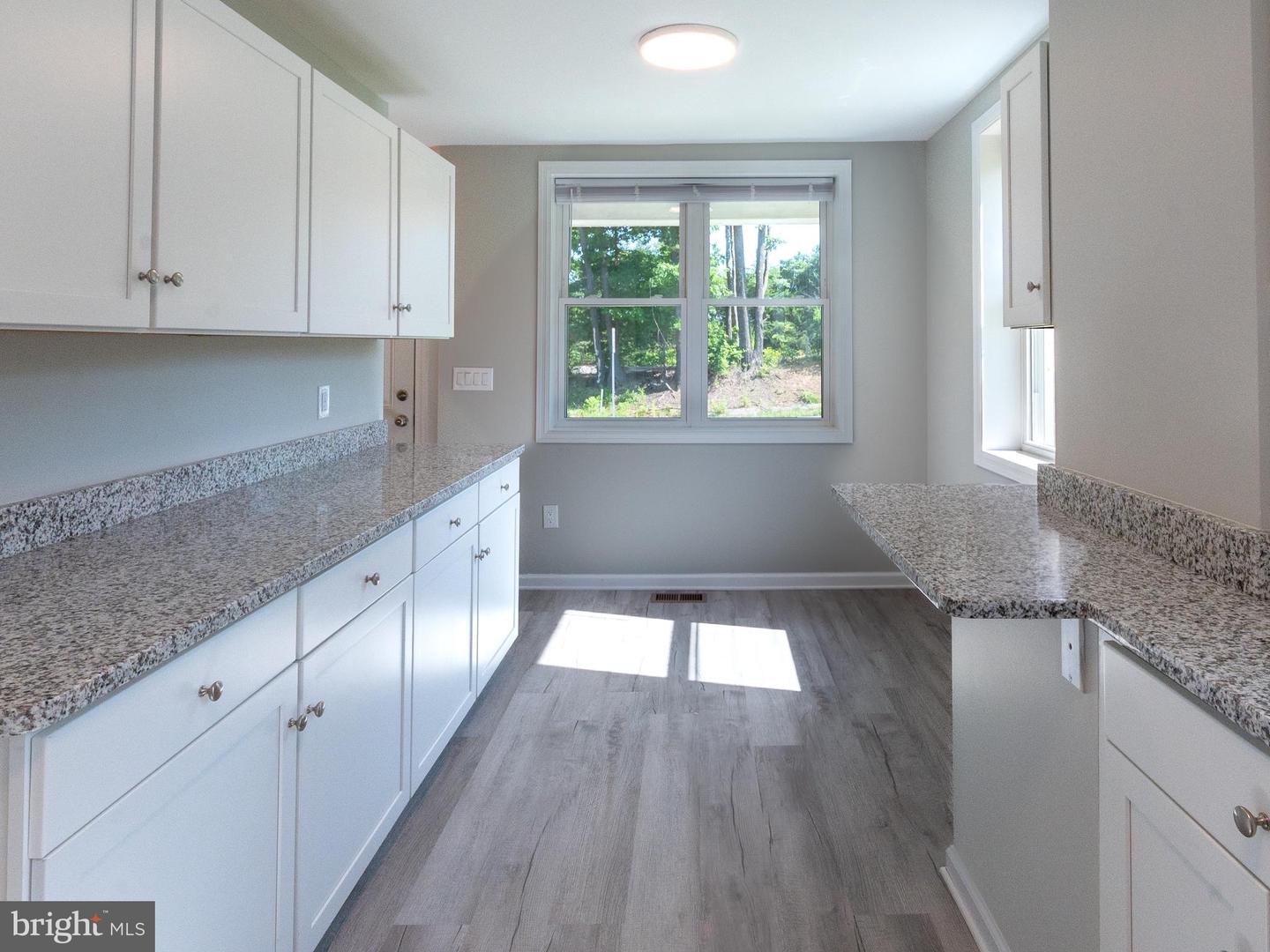 2450 HAPPY CREEK RD, FRONT ROYAL, Virginia 22630, 3 Bedrooms Bedrooms, 5 Rooms Rooms,2 BathroomsBathrooms,Residential,For sale,2450 HAPPY CREEK RD,VAWR2011602 MLS # VAWR2011602