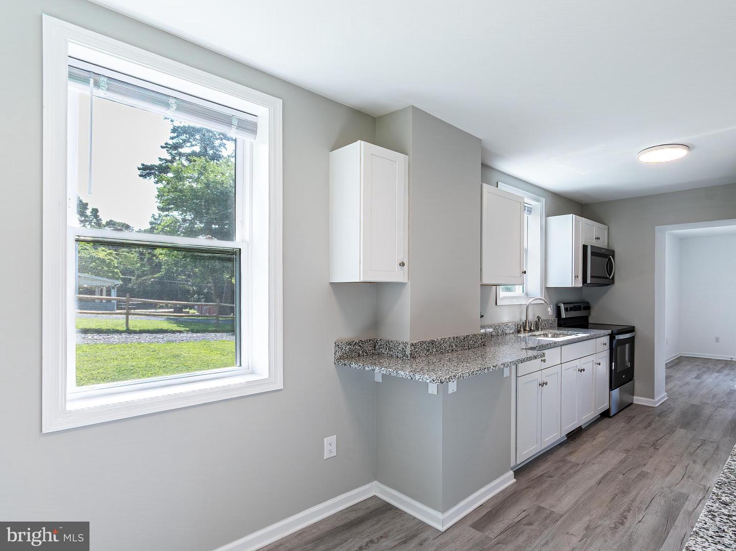 2450 HAPPY CREEK RD, FRONT ROYAL, Virginia 22630, 3 Bedrooms Bedrooms, 5 Rooms Rooms,2 BathroomsBathrooms,Residential,For sale,2450 HAPPY CREEK RD,VAWR2011602 MLS # VAWR2011602