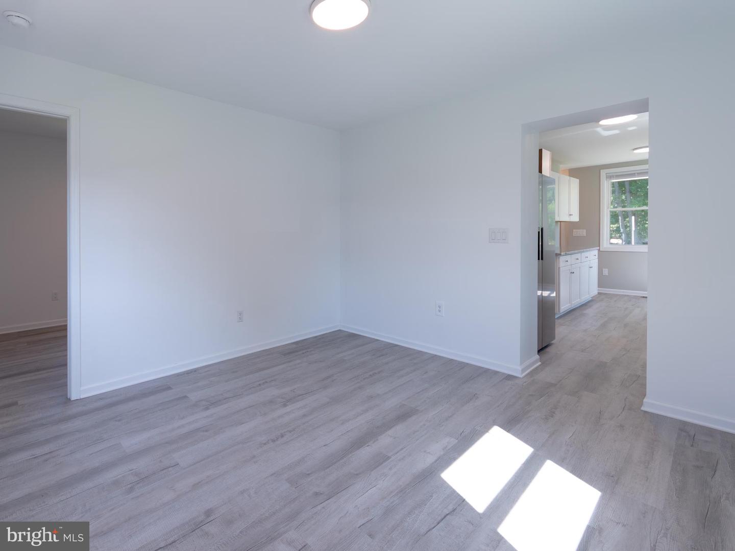 2450 HAPPY CREEK RD, FRONT ROYAL, Virginia 22630, 3 Bedrooms Bedrooms, 5 Rooms Rooms,2 BathroomsBathrooms,Residential,For sale,2450 HAPPY CREEK RD,VAWR2011602 MLS # VAWR2011602