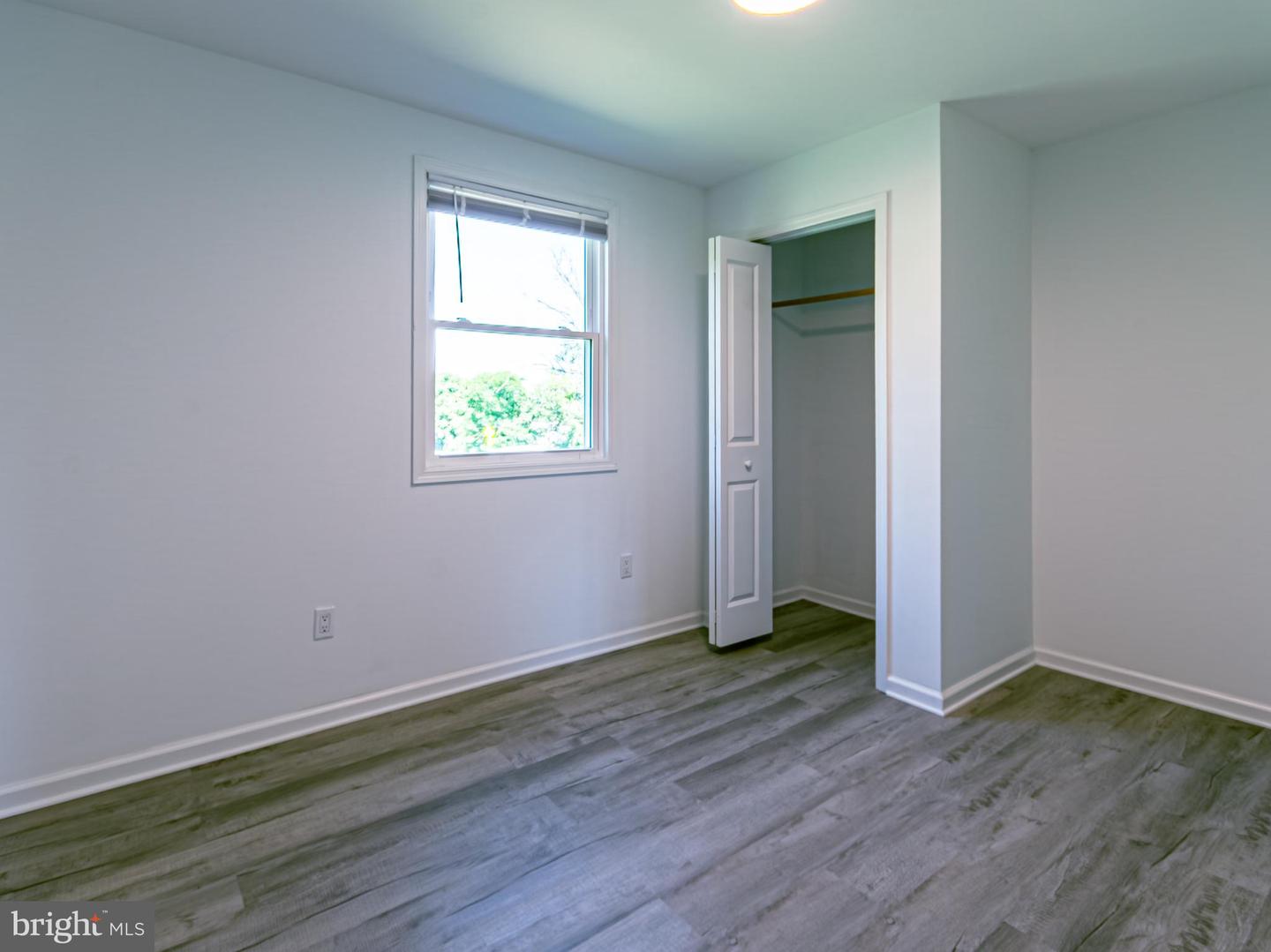 2450 HAPPY CREEK RD, FRONT ROYAL, Virginia 22630, 3 Bedrooms Bedrooms, 5 Rooms Rooms,2 BathroomsBathrooms,Residential,For sale,2450 HAPPY CREEK RD,VAWR2011602 MLS # VAWR2011602