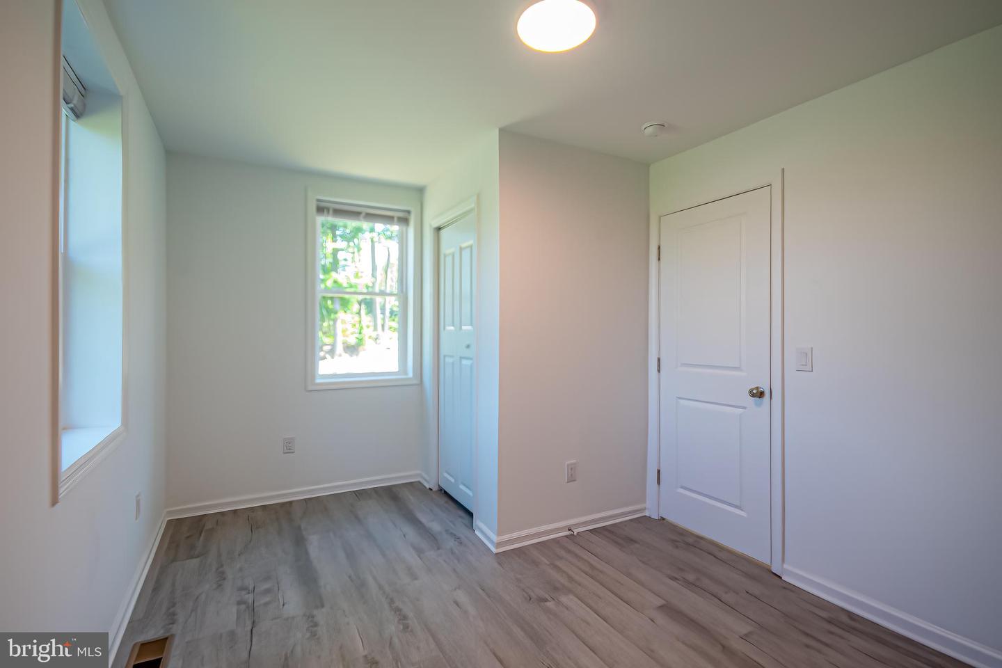 2450 HAPPY CREEK RD, FRONT ROYAL, Virginia 22630, 3 Bedrooms Bedrooms, 5 Rooms Rooms,2 BathroomsBathrooms,Residential,For sale,2450 HAPPY CREEK RD,VAWR2011602 MLS # VAWR2011602