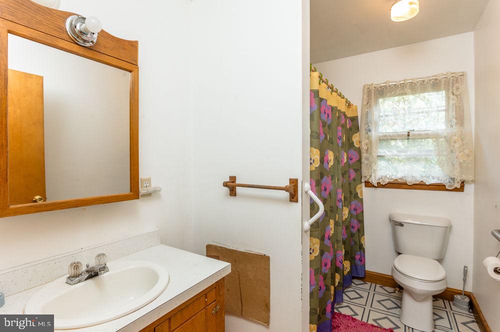 740 MAUZY ATHLONE RD, BROADWAY, Virginia 22815, 2 Bedrooms Bedrooms, ,1 BathroomBathrooms,Residential,For sale,740 MAUZY ATHLONE RD,VARO2002416 MLS # VARO2002416